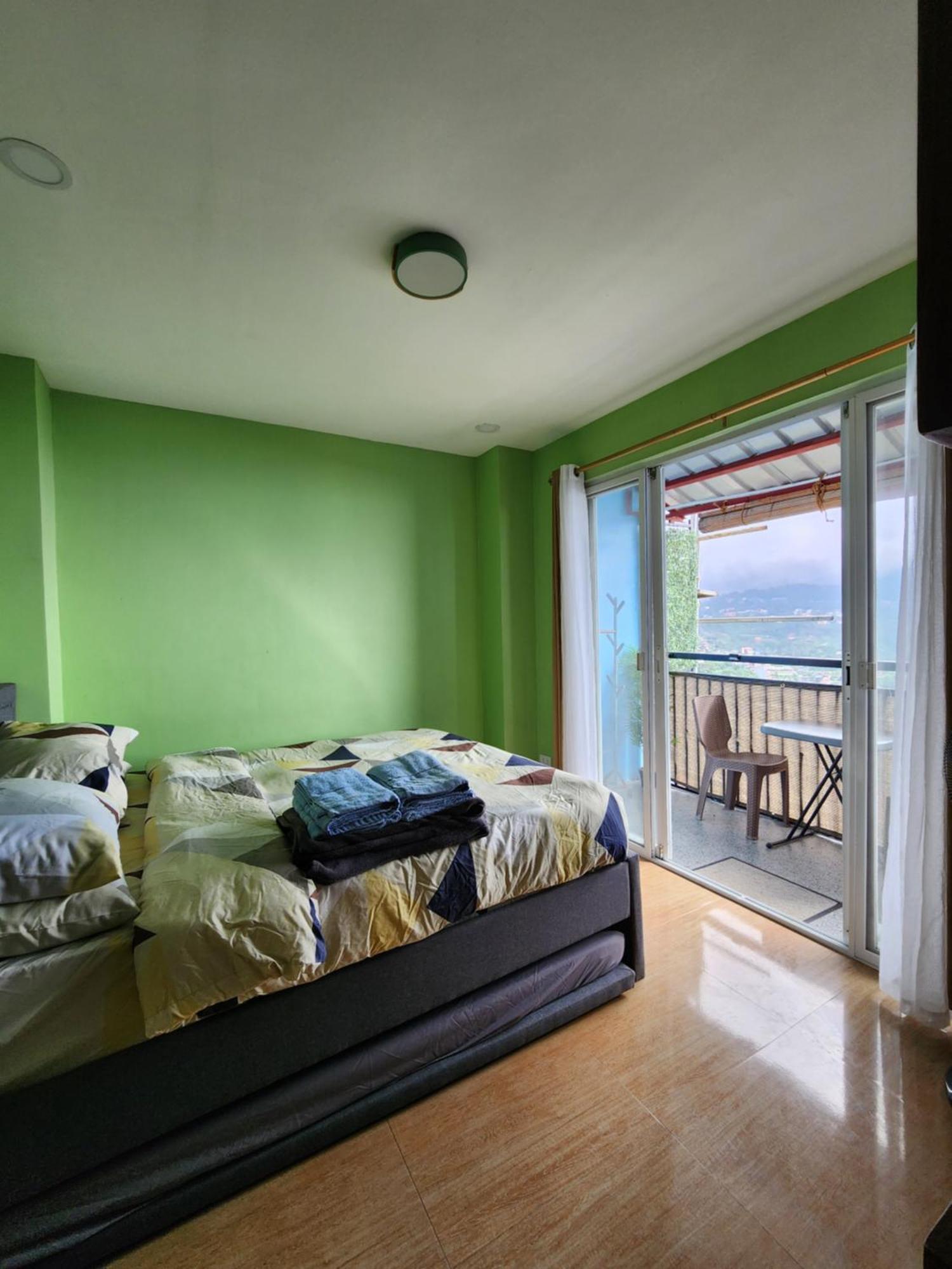 Mountain And Sunsetview Baguio Residences Baguio City Room photo